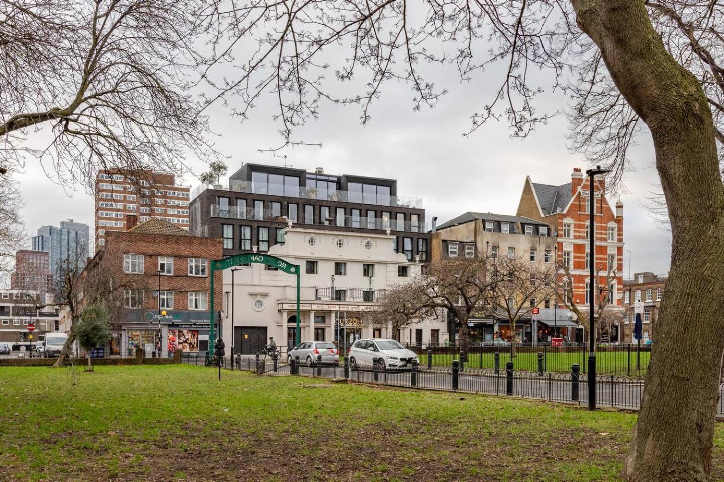 Charming 2-Bed Garden Flat Daire Londra Dış mekan fotoğraf