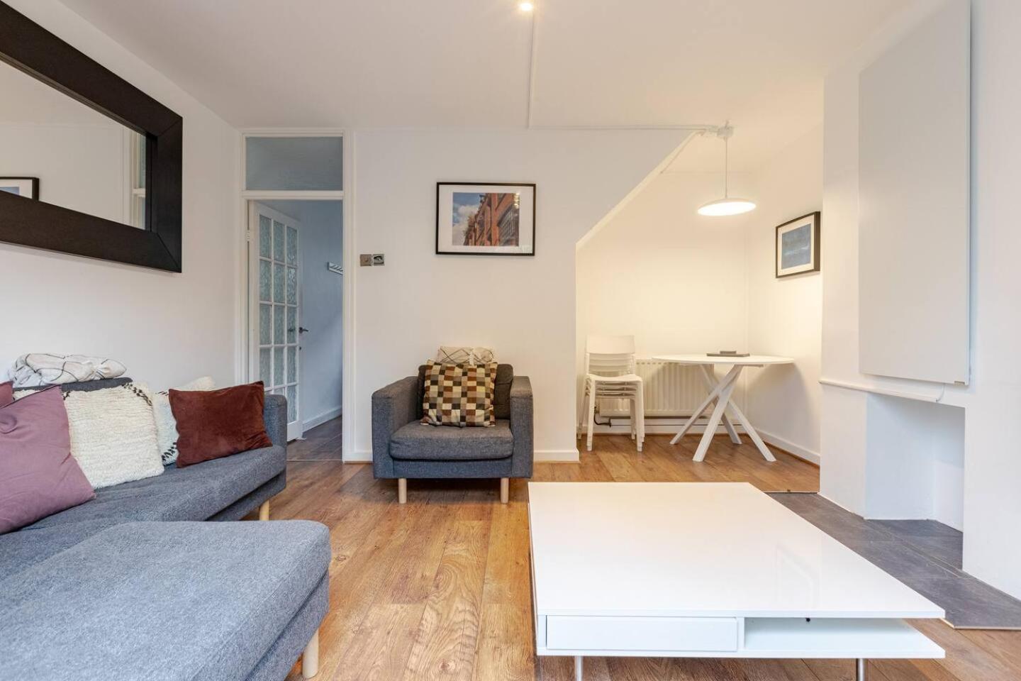 Charming 2-Bed Garden Flat Daire Londra Dış mekan fotoğraf